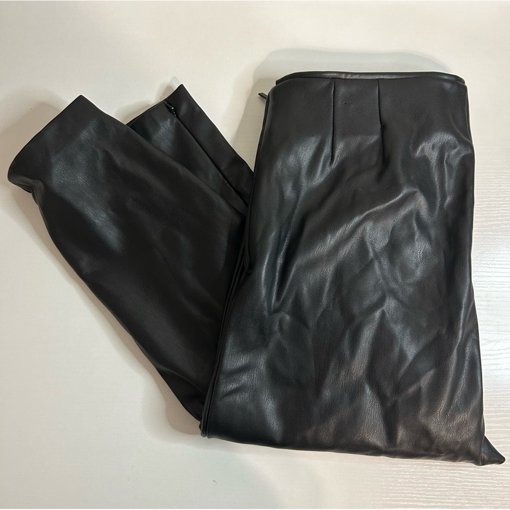 Zara Faux Leather Cigarette‎ Leggings, M